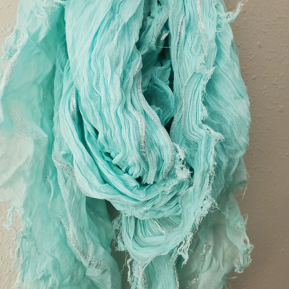 🌱2/$15 Teal Scarf - Picture 2 of 3